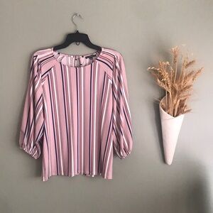 Adrianna Papell 3-4 Sleeve Blouse Size Small. Black/Lavender/Peach/Rust Stripe.